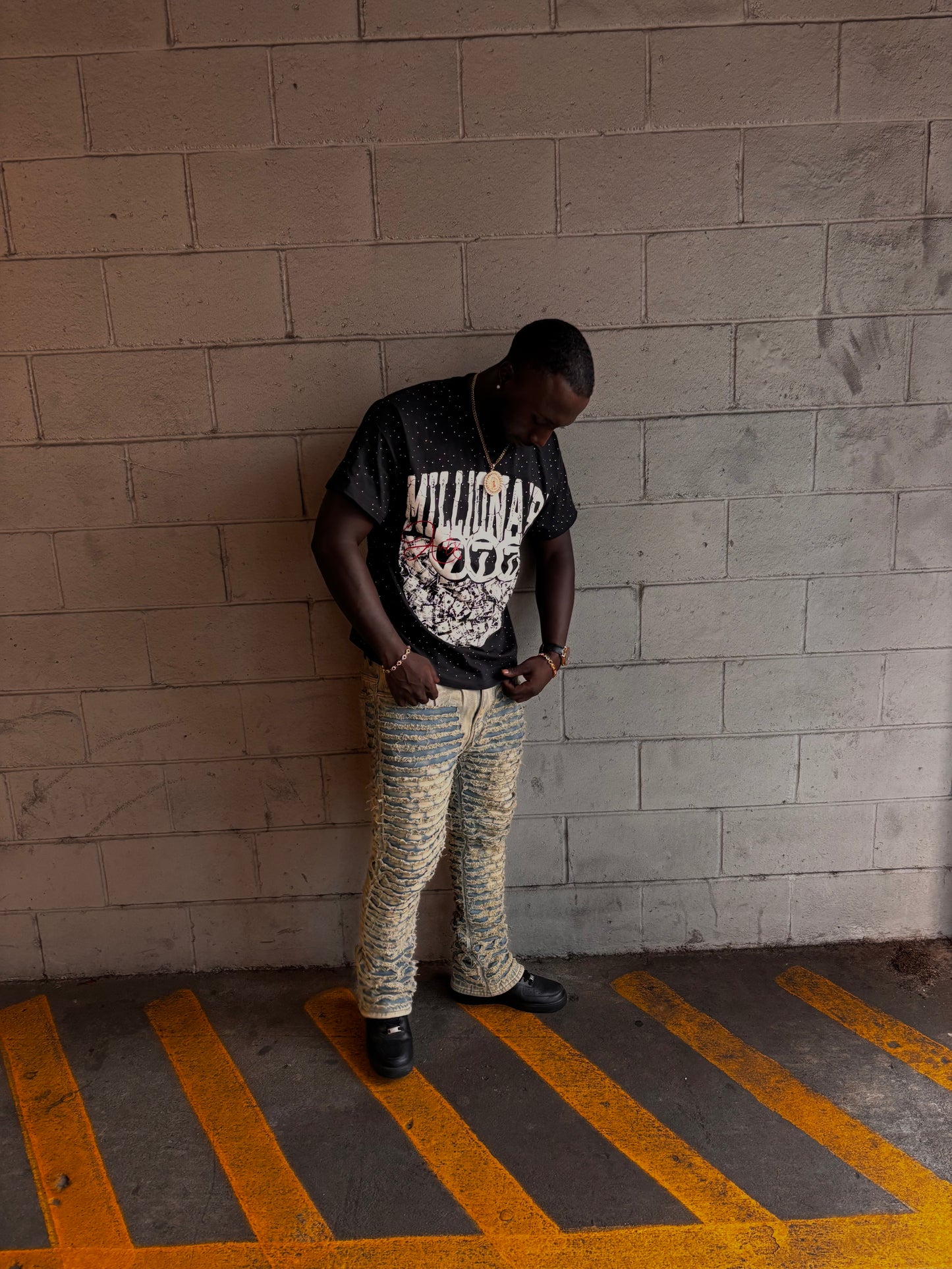 Lucky 7 Tee (Black)
