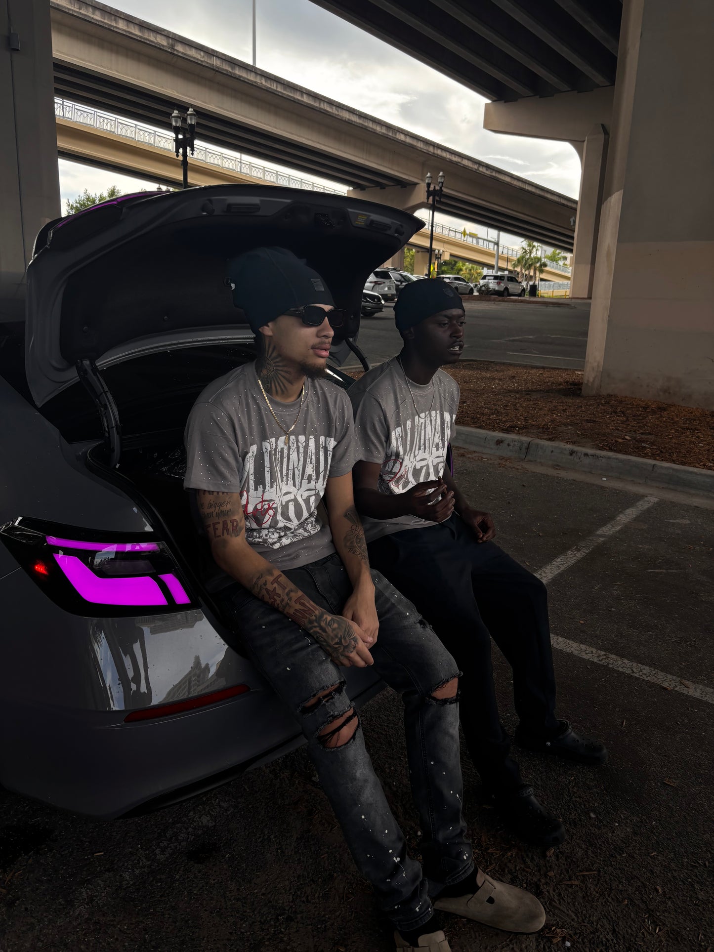 Lucky 7 Tee (Gray)