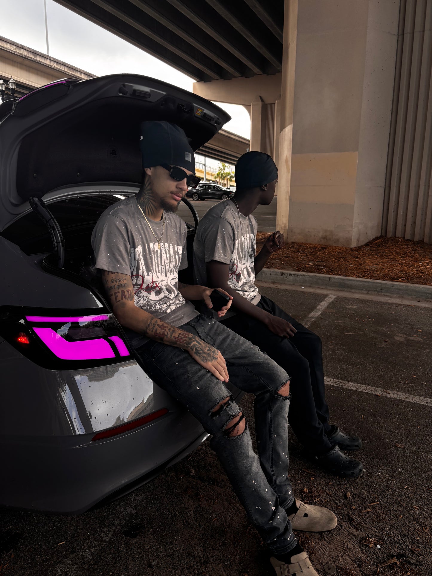Lucky 7 Tee (Gray)