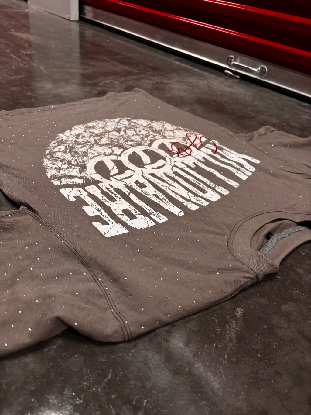 Millionaire Money Tee (dark grey)